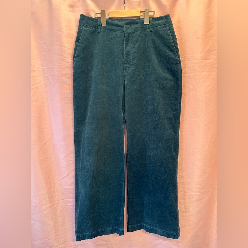 UNIQLO WIDE FIT CORDUROY PANTS